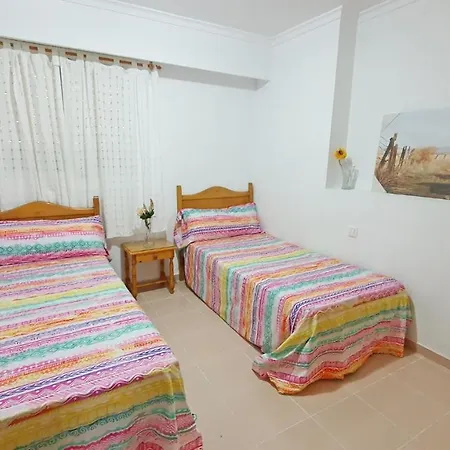 Baladre Gandía - Solo Alquiler A Familias Apartamento *