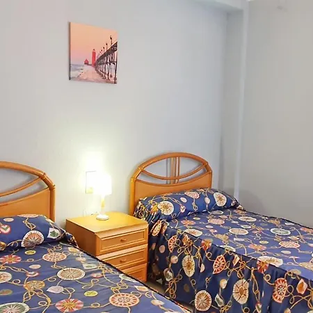Apartamento Baladre Gandía - Solo Alquiler A Familias